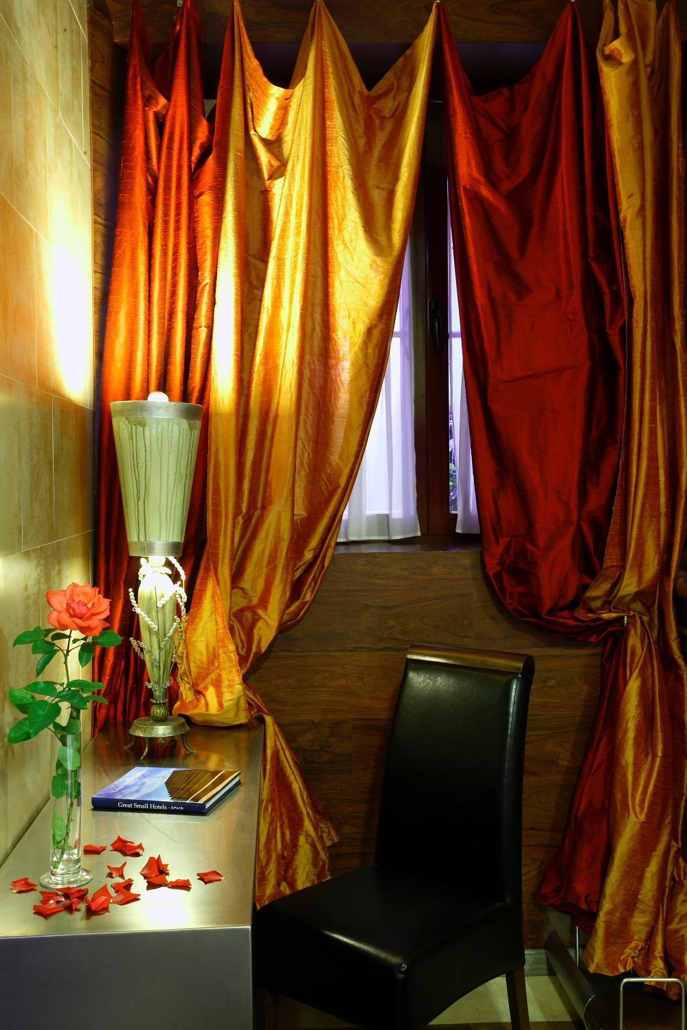 Hotel Boutique Palacio De La Serna Ballesteros De Calatrava Exteriör bild